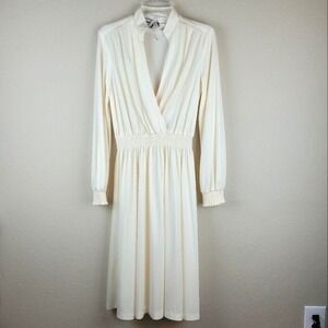 Young Edwardian Arpeja Ivory Long Sleeve Dress Smocked Waist Vintage‎ Size 2